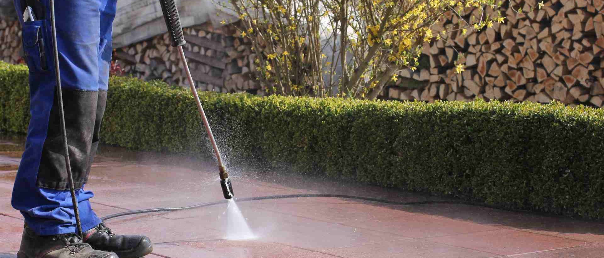 garden maintenance N18